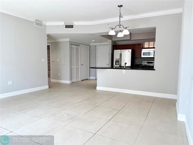 Building Photo - 7266 SW 88th St