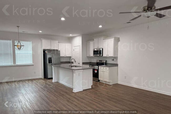 Foto del edificio - 303 Silver Maple Ln