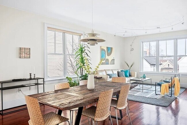 Building Photo - Rare Opportunity – Furnished, Spacious 2 B...