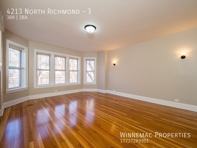 Foto del edificio - 4213 North Richmond-3