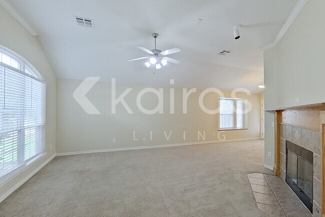 Foto del edificio - 4209 Snowy Owl Dr