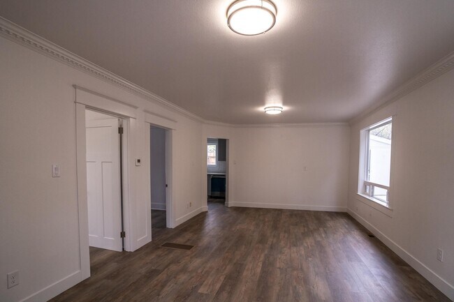Foto del edificio - 5024 SE Clay St