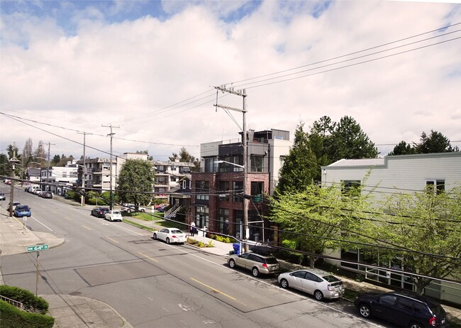 Building Photo - 1bd/1ba Seattle Condo
