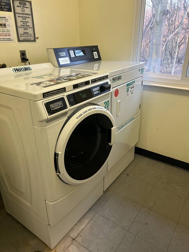 Foto del edificio - 5 Rolling Way