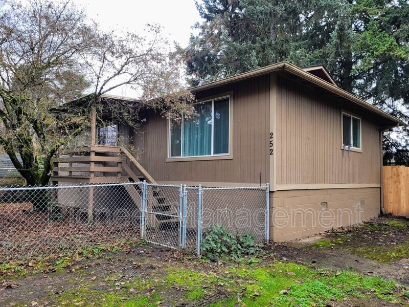 Foto principal - 252 3rd St