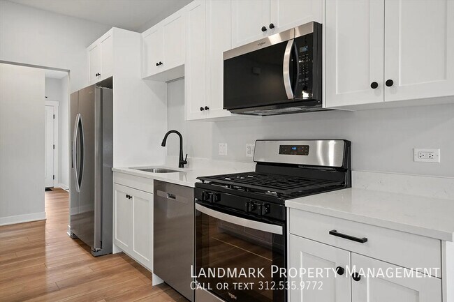 Foto del edificio - 17870 Argos Court