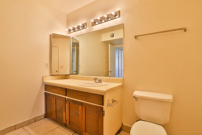 Foto del edificio - 21632 N 23rd Ave