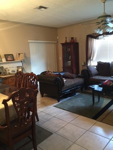 Foto del edificio - 9471 Bradshaw Ln
