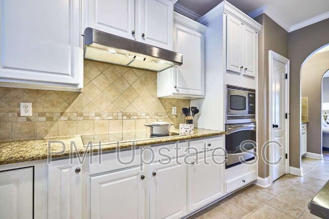 Building Photo - 120 Haddington Ln