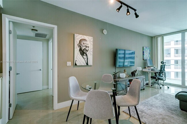 Foto del edificio - 218 SE 14th St