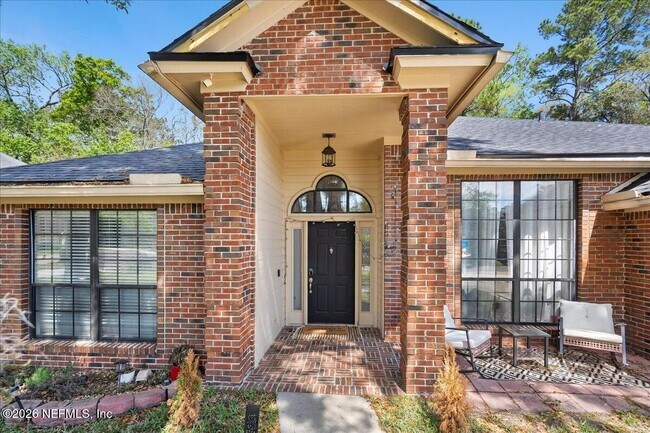 Foto del edificio - 5281 Oxford Crest Dr