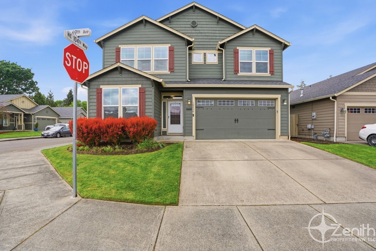Photo - 10406 Northeast 69th Avenue