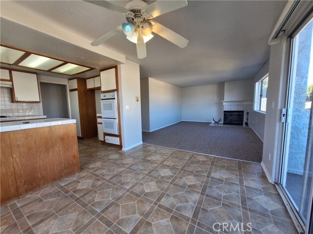 Foto del edificio - 1166 W 23rd St