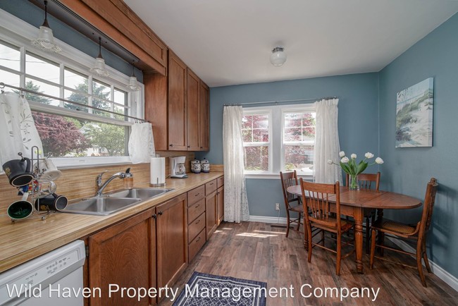 Building Photo - 3 br, 2 bath House - 1225 NW Yamhill St