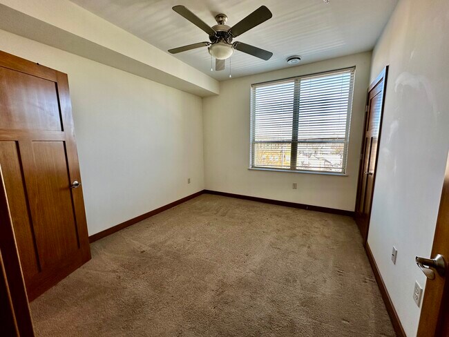 Foto del edificio - 1917 Monroe St