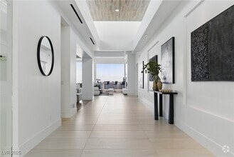 Building Photo - 667 Palisade Rim Dr