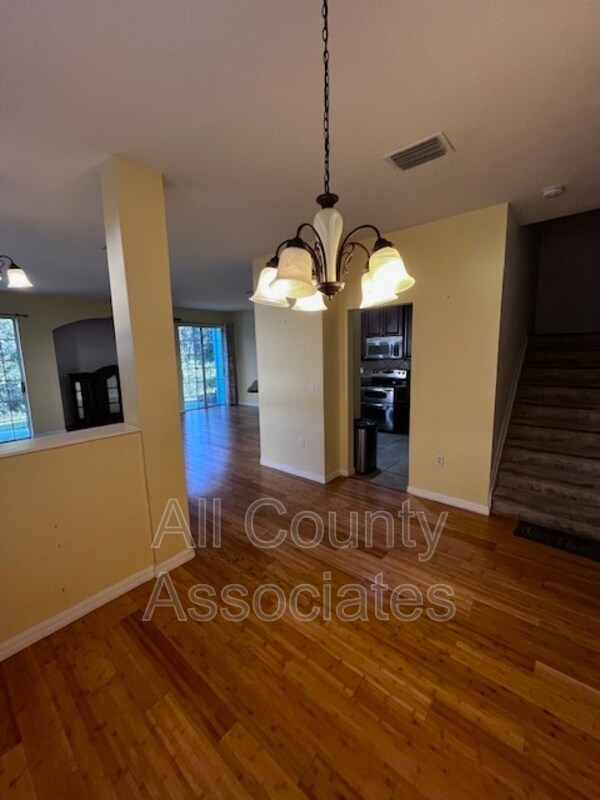 Foto del edificio - 8341 Shallow Creek Ct