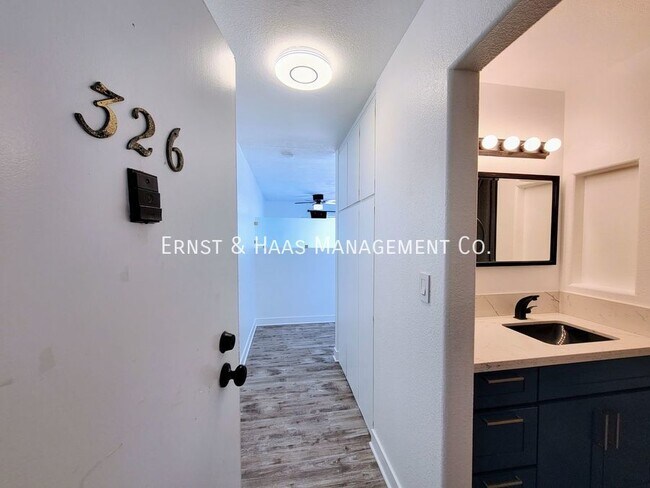 Foto del edificio - 5585 E Pacific Coast Hwy