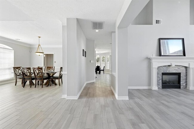 Building Photo - 20322 Sequoia Trce