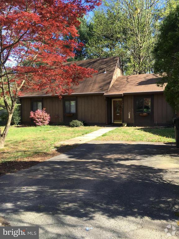 Building Photo - 11301 Gatesborough Ln