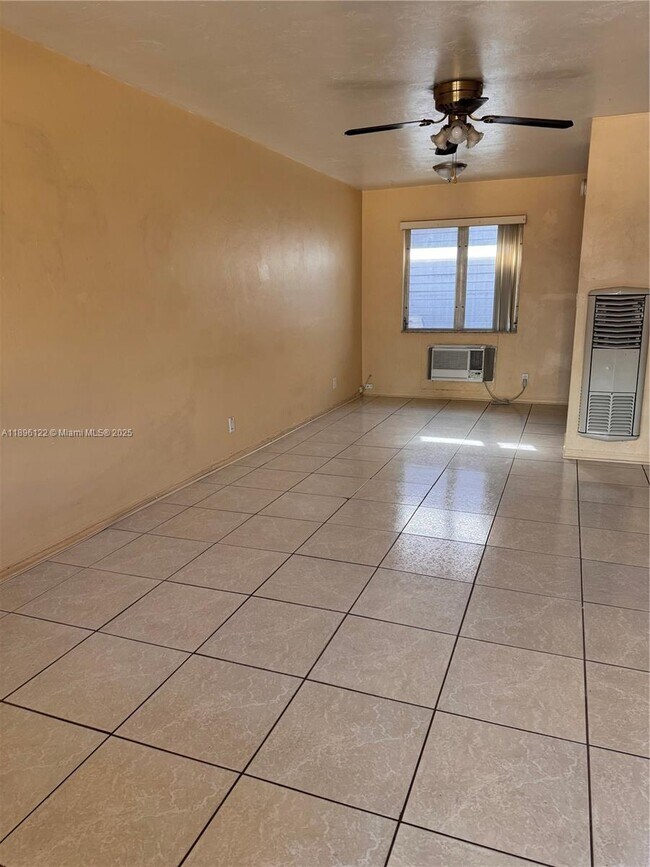 Foto del edificio - 1723 Johnson St
