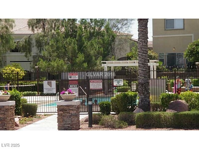 Building Photo - 9303 Gilcrease Ave