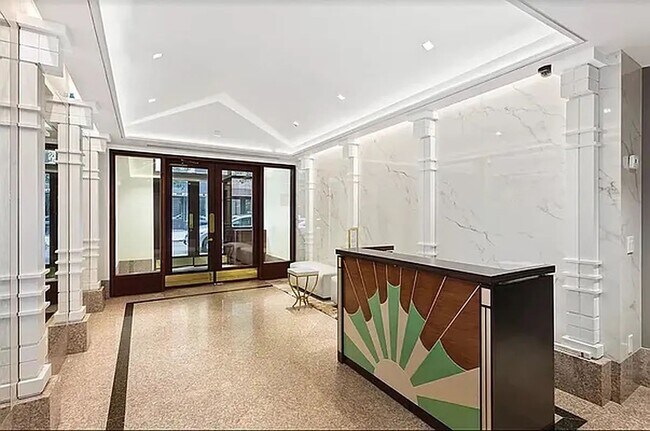 Building Photo - 227 Mulberry Street