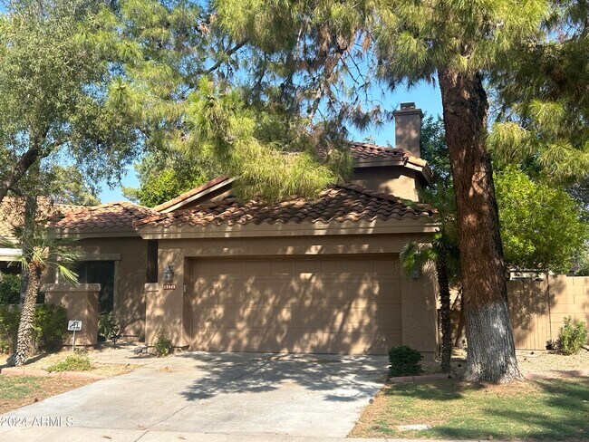 Building Photo - 15845 N 50th St