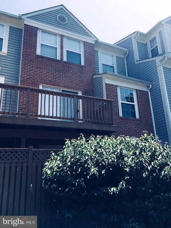 Building Photo - 8504 Side Saddle Ct
