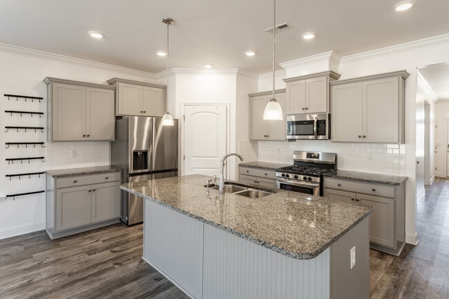 Building Photo - 308 River Rock Dr