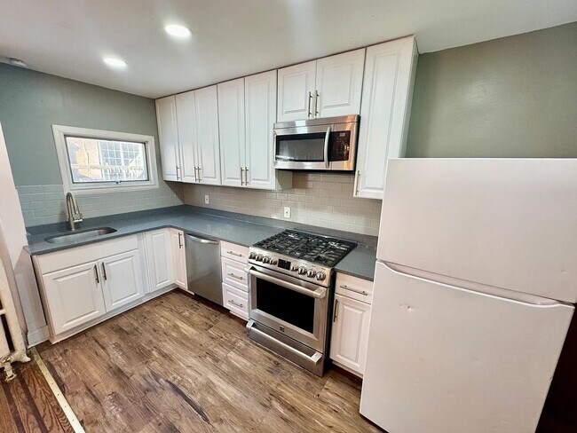 Foto del edificio - House for Rent in Upper Darby