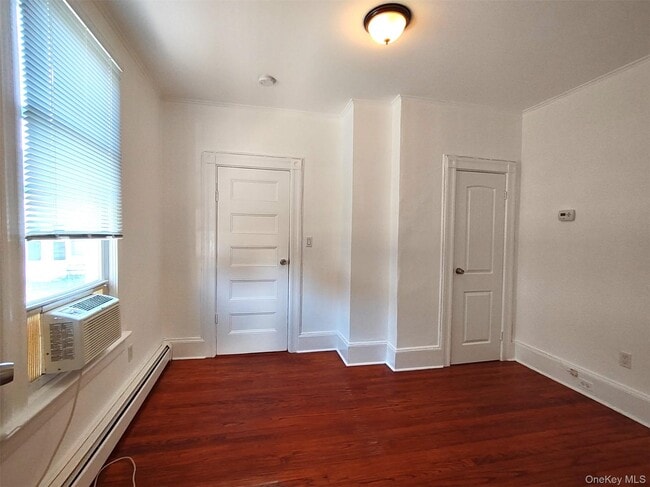 Building Photo - 36 Church St