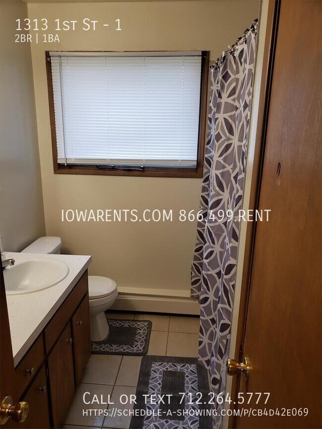 1313 1st Ave Unit 1, Perry, IA 50220 Room for Rent in Perry, IA