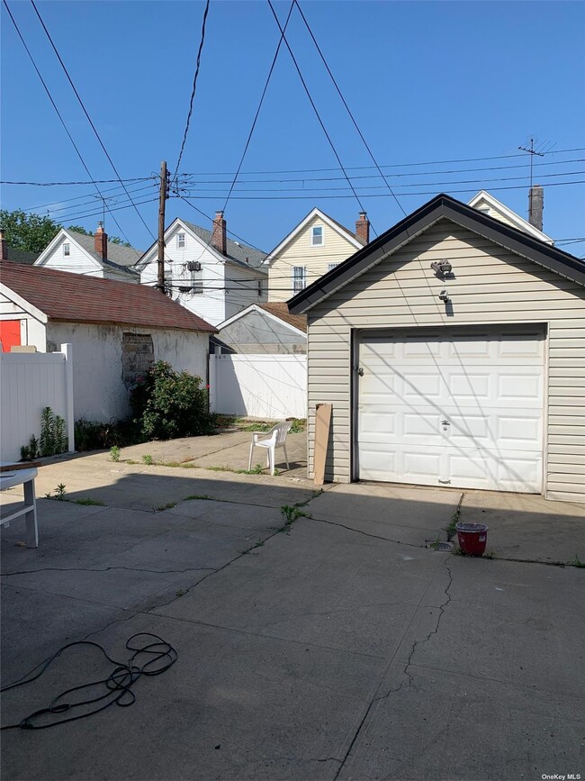 Building Photo - 104-55 111th St