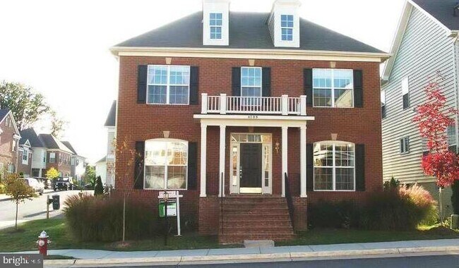 Foto del edificio - 8289 Laurel Heights Loop