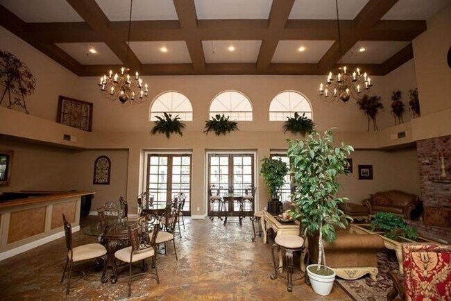 Foto del edificio - 8153 N Cedar Ave