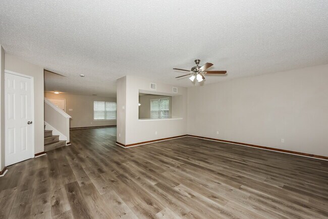 Foto del edificio - 10173 Chapel Springs Trail