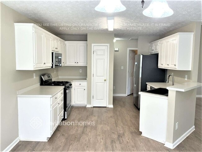 Building Photo - 402 Harvest Ct