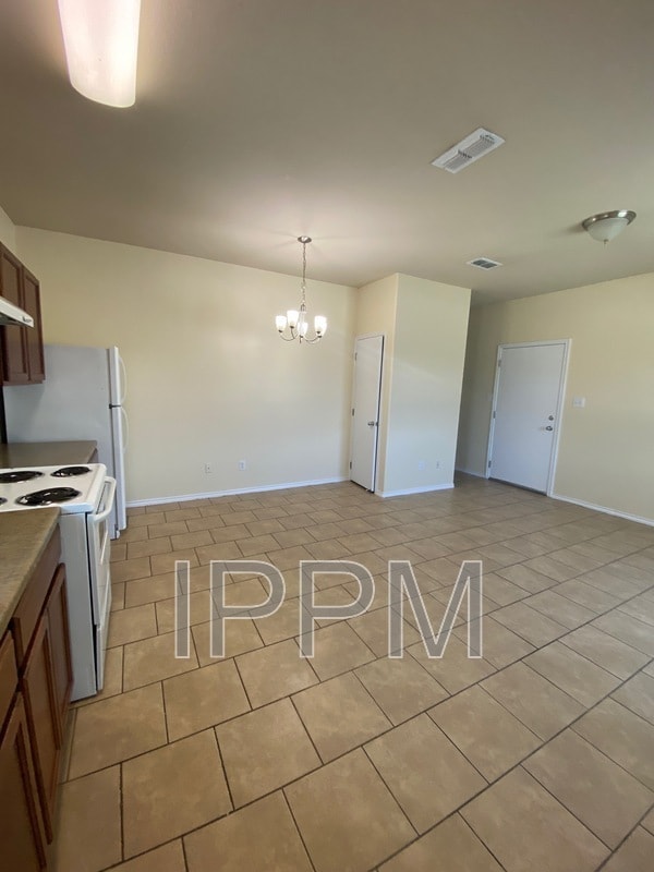 Building Photo - 17117 Lemon Ave