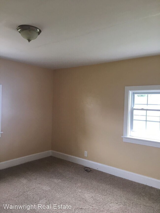 Building Photo - 4 br, 2 bath House - 312 Neoma Avenue