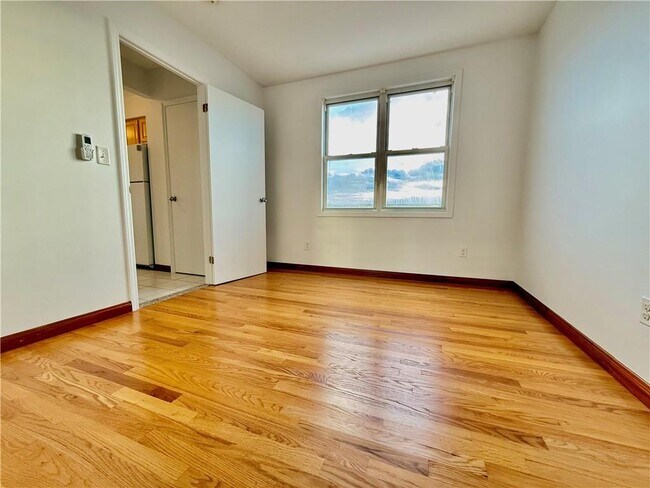 Foto del edificio - 6124 19th Ave