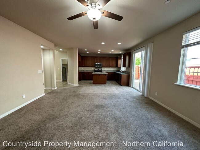 Foto del edificio - 4 br, 2.5 bath House - 2001 Sycamore Grove...