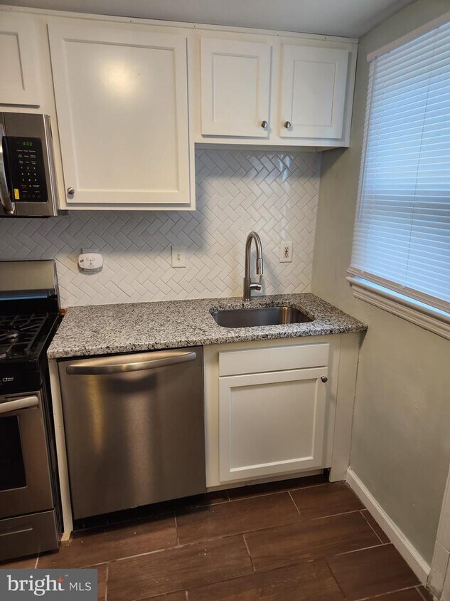 Foto principal - 3813 26th Ave