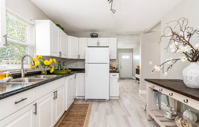 Foto del edificio - 221 S C St