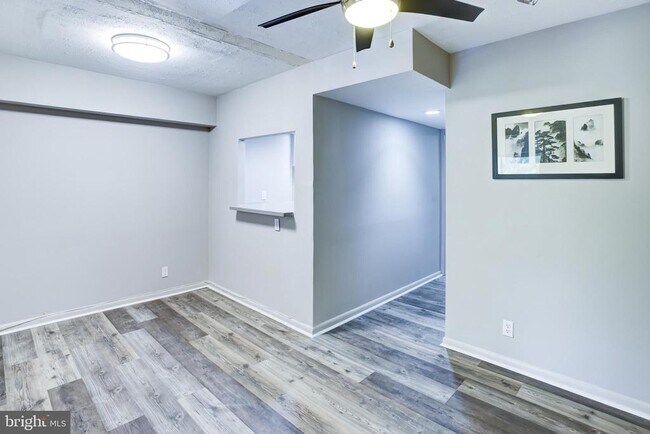 Foto del edificio - 2405 I St NW
