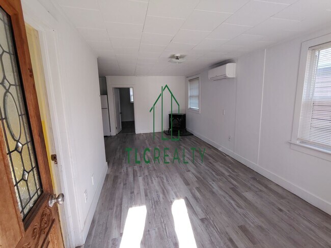 Foto del edificio - Quaint Home on S. Second St