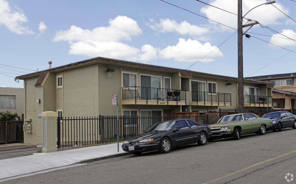 Building Photo - 4737 Ygnacio Ave