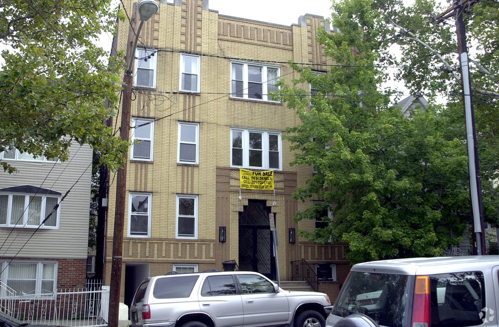 Building Photo - 292 Harrison Ave