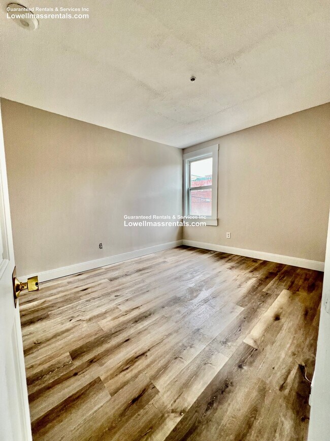 Foto del edificio - 603 Broadway St