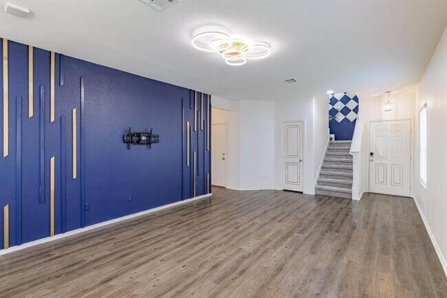 Foto del edificio - 149 Wind Flower Ln